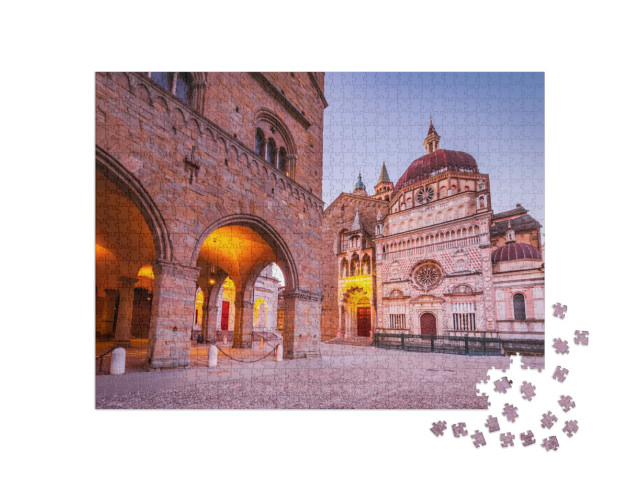 Puzzle 1000 pezzi „Bergamo, Italia. L'incantevole Piazza Duomo, luci del mattino in Città Alta, Lombardia storica.“