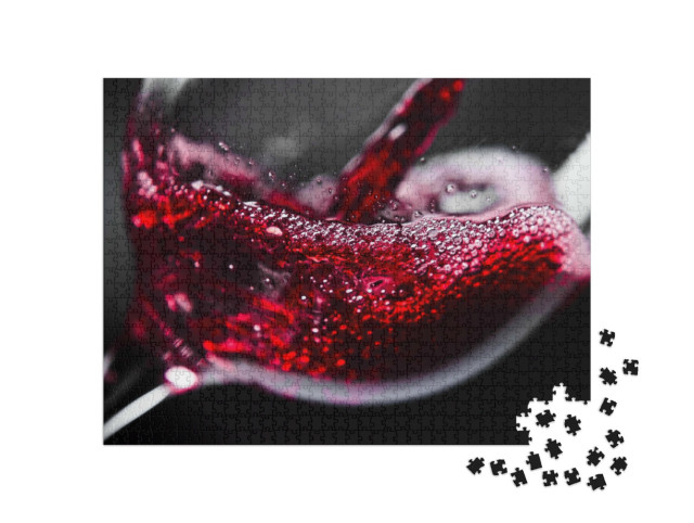 Puzzle 1000 pezzi „Vino rosso in un bicchiere da vino“