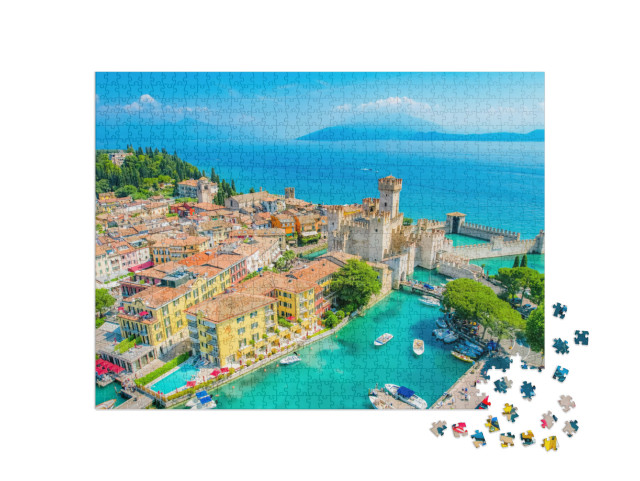 Puzzle 1000 pezzi „Castello della Rocca Scaligera a Sirmione, Lago di Garda, Italia. Lago di garda“