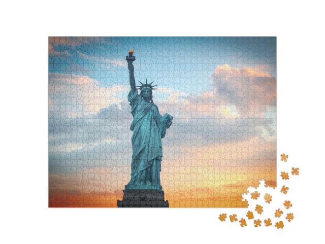 Puzzle 1000 pezzi „La Statua della Libertà nella luce del mattino“