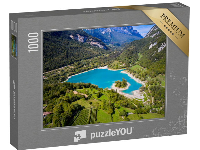 Puzzle 1000 pezzi „Arial Vista del lago di Tenno in autunno, Trento, Italia, Europa. Lago turchese tra le montagne“