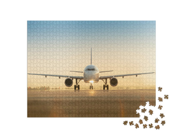 Puzzle 1000 pezzi „Aereo sulla pista di decollo al tramonto“