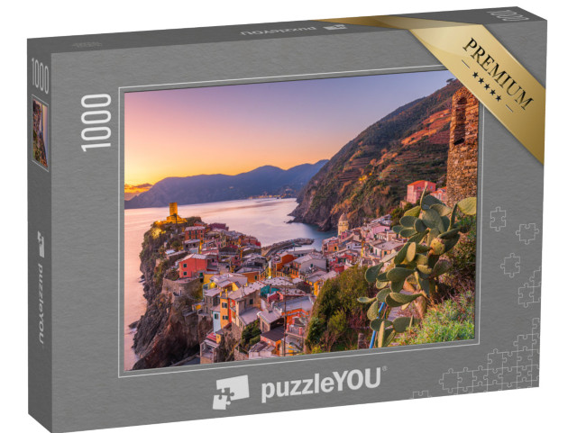 Puzzle 1000 pezzi „Vernazza, La Spezia, Liguria, Italia, nella regione delle Cinque Terre al tramonto.“