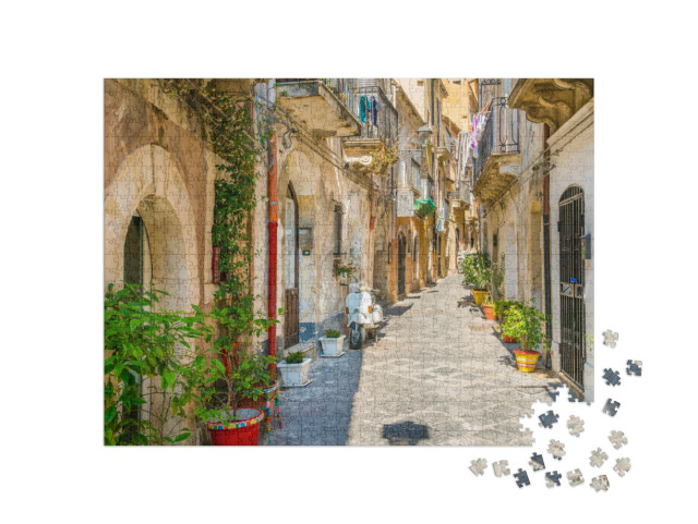 Puzzle 1000 pezzi „Strada pittoresca di Ortigia, centro storico di Siracusa, Sicilia, Italia meridionale.“