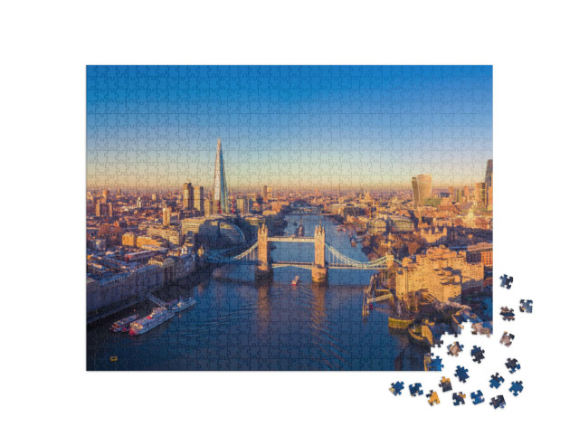 Puzzle 1000 pezzi „Vista panoramica aerea di Londra e del Tamigi, Inghilterra“