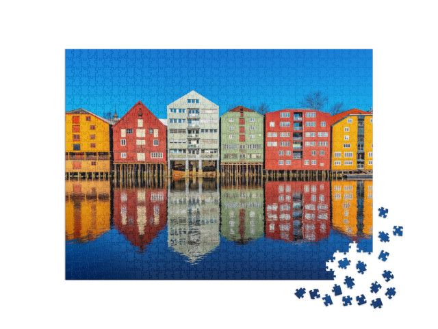 Puzzle 1000 pezzi „Case di legno lungo il fiume Nidelva nel quartiere Brygge di Trondheim, Norvegia“