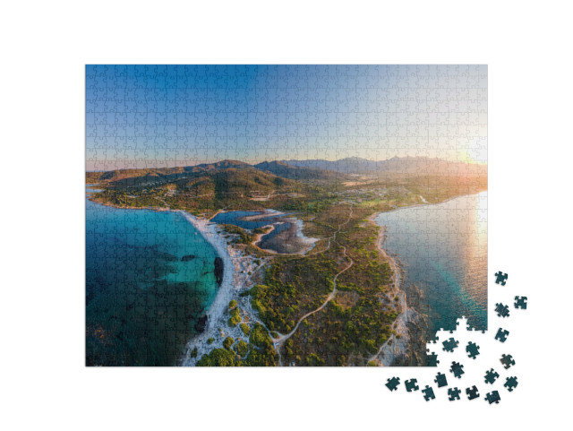 Puzzle 1000 pezzi „Veduta aerea della spiaggia La Cinta a San Teodoro, Sardegna, Italia“