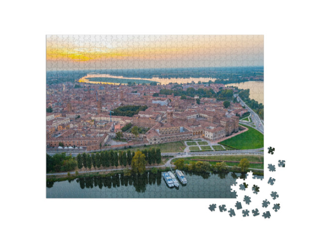 Puzzle 1000 pezzi „Veduta aerea al tramonto della città italiana di Mantova.“