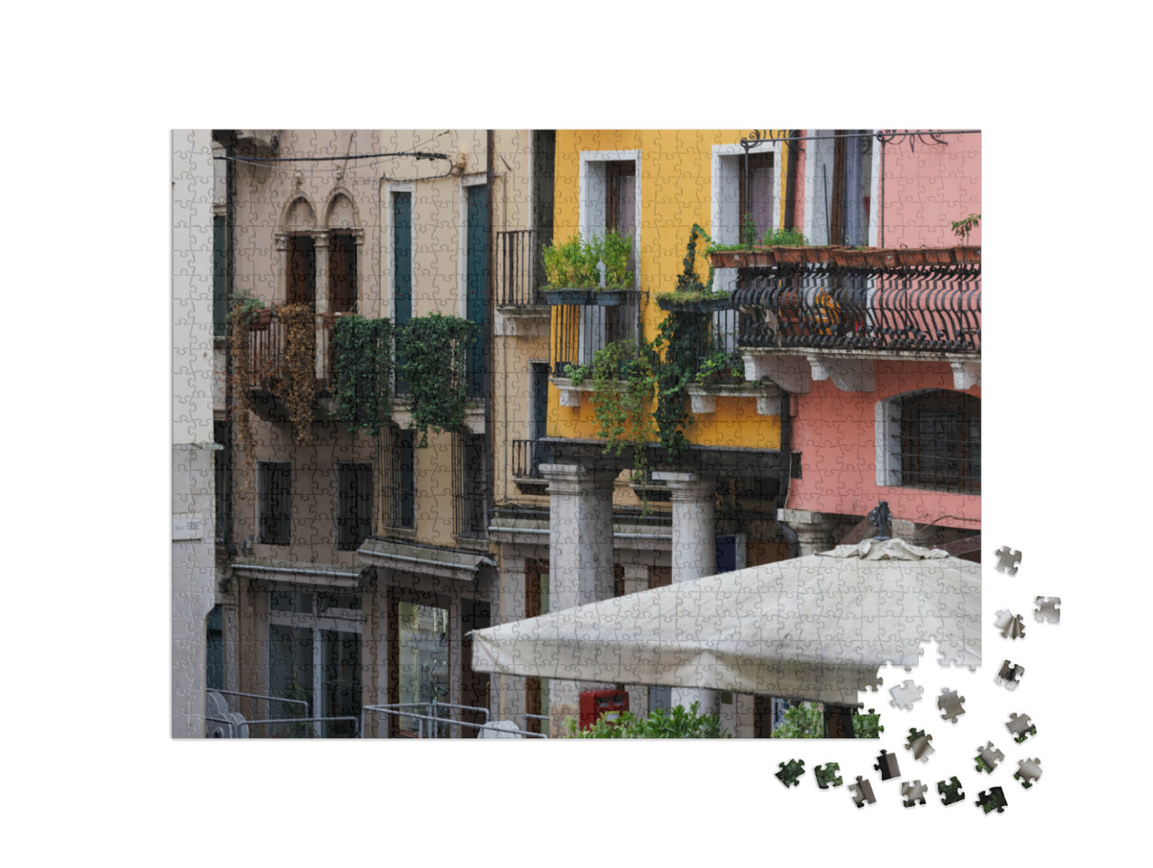 Puzzle 1000 pezzi „Vista delle caratteristiche case colorate di Vicenza in Italia“