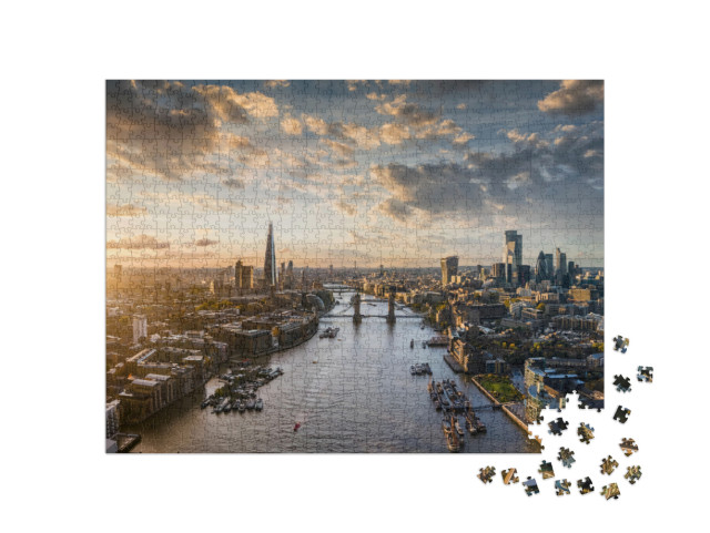 Puzzle 1000 pezzi „Ampia vista panoramica del moderno skyline di Londra, Regno Unito“