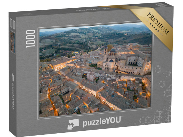 Puzzle 1000 pezzi „Italia, 08 dicembre 2023 - veduta aerea all'alba del borgo medievale di Urbino“