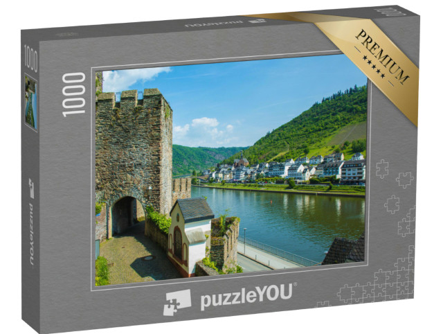 Puzzle 1000 pezzi „La pittoresca città di Cochem, sulla Mosella, nella Renania-Palatinato, in Germania.“