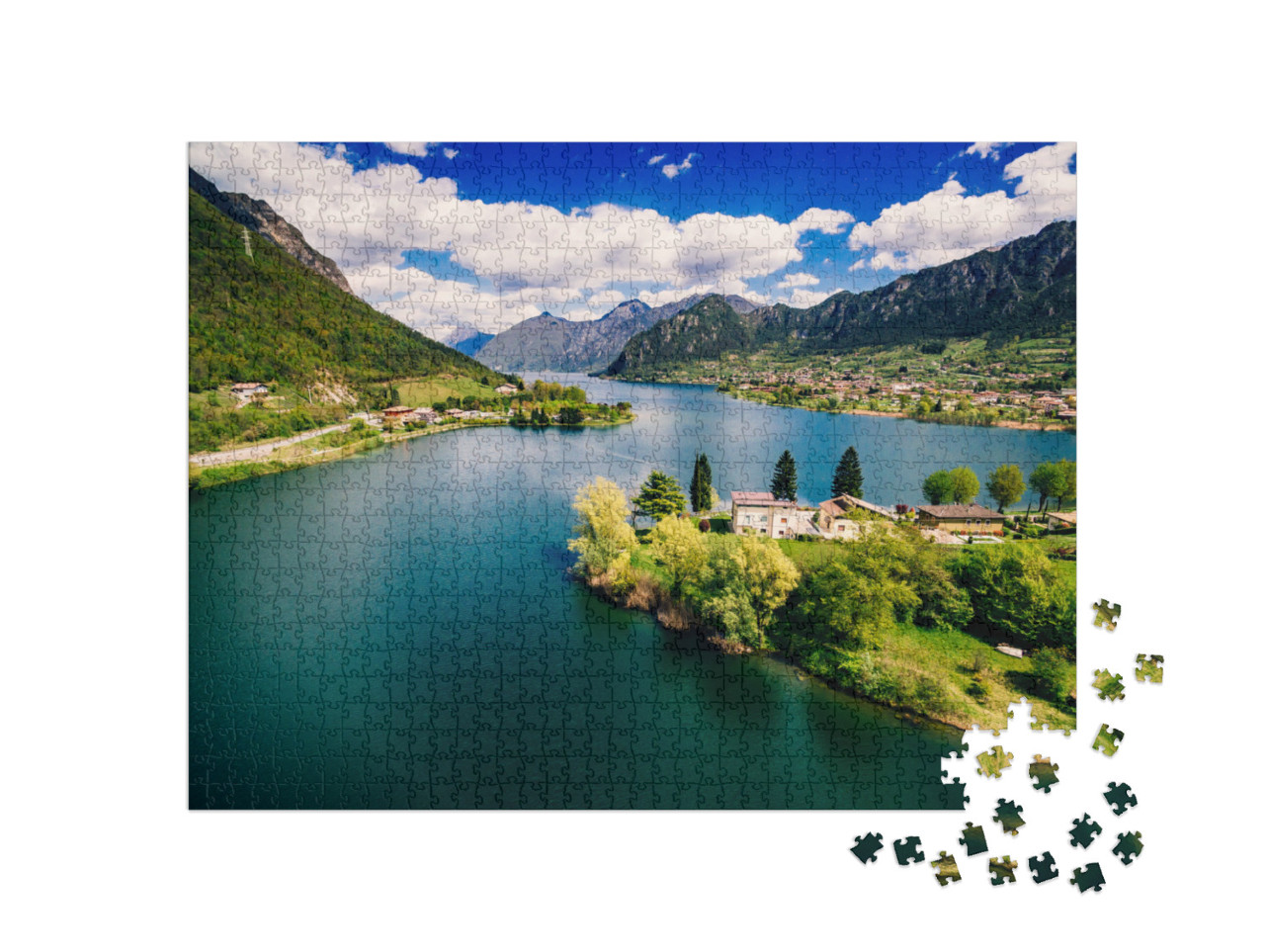Puzzle 1000 pezzi „Lago d'Idro, vicino al Lago di Garda, Italia. Bellissimo paesaggio estivo tra le montagne“
