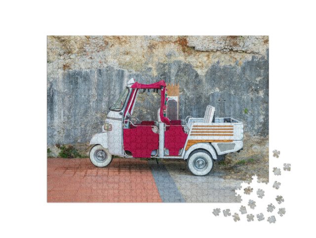 Puzzle 1000 pezzi „Un taxi scimmia tradizionale per le strade della Sicilia, Italia.“