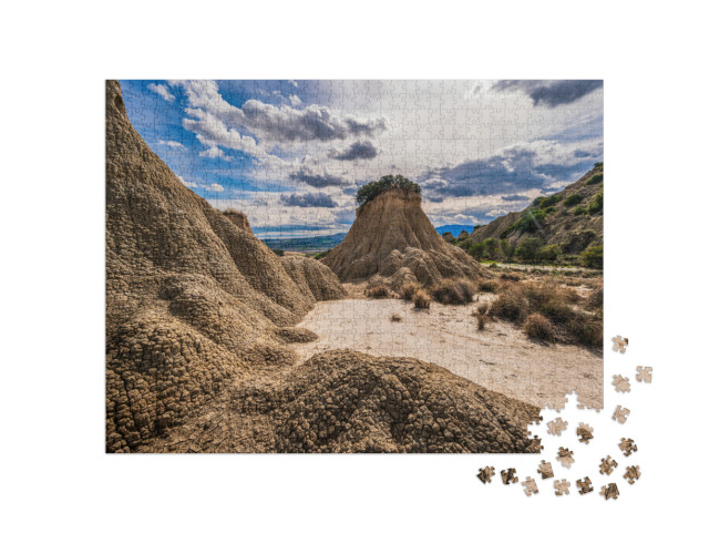 Puzzle 1000 pezzi „Tursi, paesaggi di badlands durante una giornata di primavera“