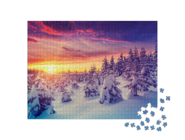 Puzzle 1000 pezzi „Fantastico paesaggio innevato alla luce della sera, Carpazi, Ucraina, Europa“