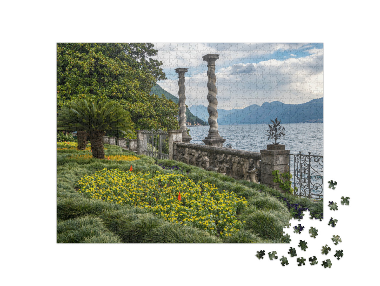 Puzzle 1000 pezzi „Giardini lussureggianti e colonne in pietra a Villa Monastero con vista sul Lago di Como, Lombardia“