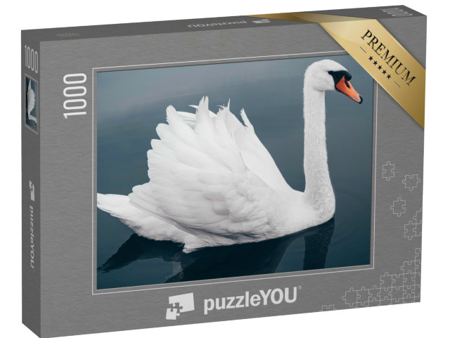 Puzzle 1000 pezzi „Primo piano di un cigno bianco sull'acqua“