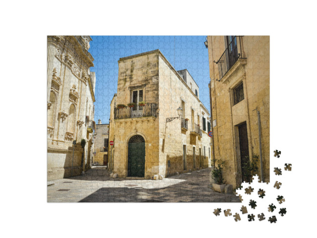 Puzzle 1000 pezzi „Vista della strada di Lecce in una bella giornata di sole, Puglia, Italia meridionale. Europa.“