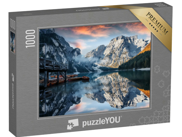 Puzzle 1000 pezzi „Scena mattutina mozzafiato al Lago di Braies, nelle Dolomiti, Italia“