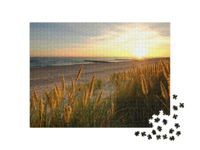 Puzzle 1000 pezzi „Mar Baltico, dune su una spiaggia sabbiosa, Kolobrzeg, Polonia“