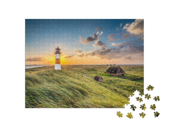 Puzzle 500 pezzi „Alba al faro di List on Sylt, Schleswig-Holstein, Germania“