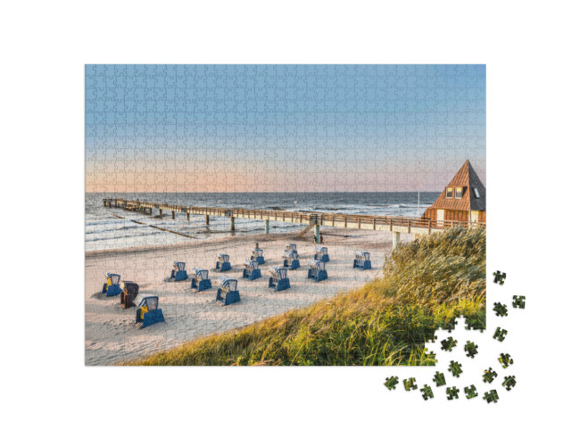 Puzzle 1000 pezzi „Sedie da spiaggia: foto di prima mattina sul Mar Baltico“