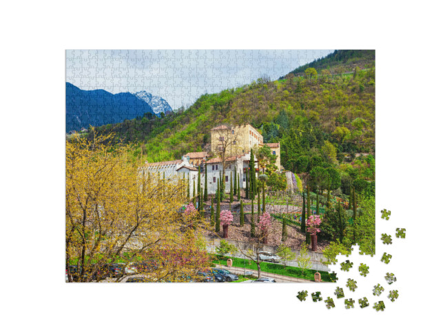Puzzle 1000 pezzi „I Giardini di Castel Trauttmansdorff sono giardini botanici situati a Merano, nel nord Italia.“