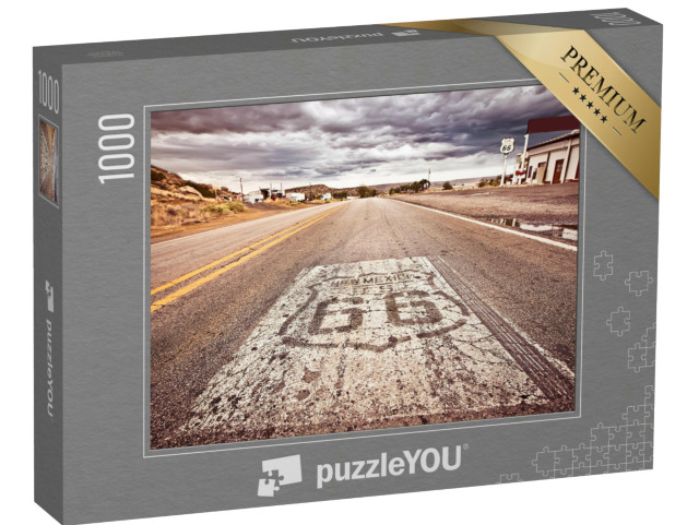 Puzzle 1000 pezzi „Un vecchio cartello della Route 66 dipinto sulla strada“