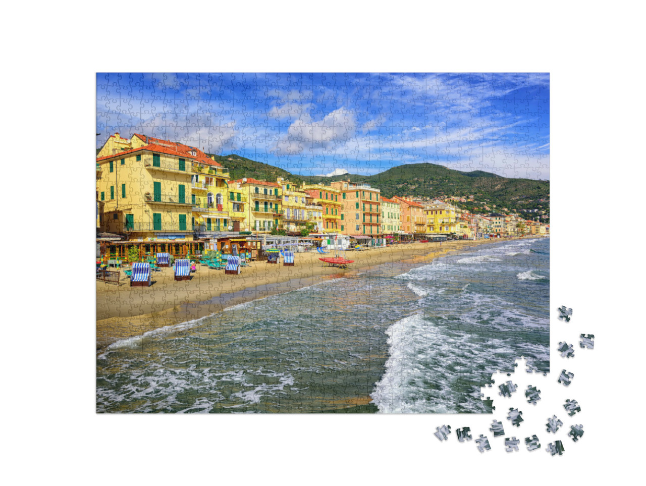 Puzzle 1000 pezzi „Spiaggia di sabbia mediterranea nella città di Alassio, sulla Riviera italiana, vicino a San Remo“