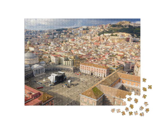 Puzzle 1000 pezzi „Veduta aerea di Piazza del Plebiscito, una grande piazza pubblica nel centro storico di Napoli, Italia“