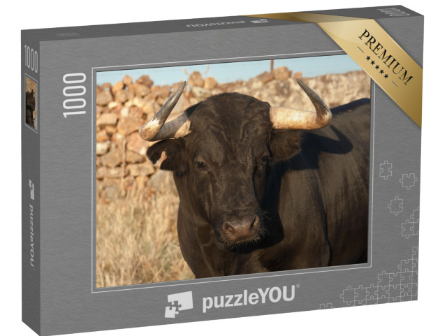 Puzzle 1000 pezzi „Un toro da combattimento spagnolo“