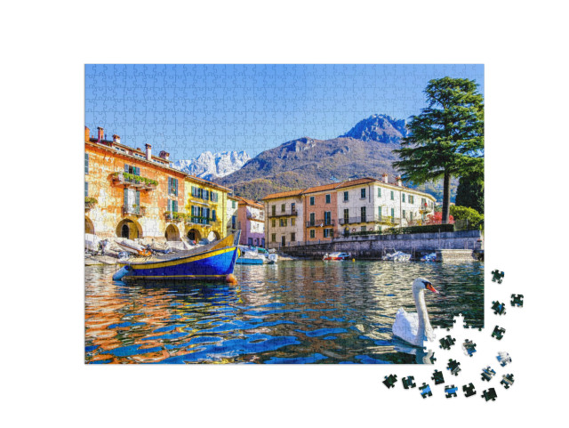 Puzzle 1000 pezzi „Centro storico e porto di Mandello del Lario in Italia, Lago di Como“