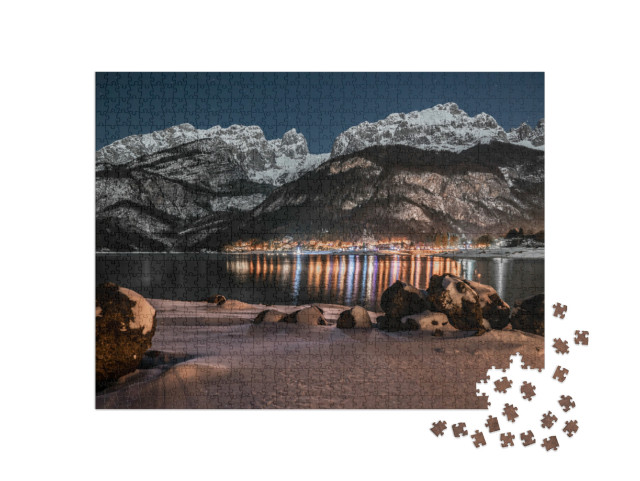 Puzzle 1000 pezzi „Luci notturne nel lago di Molveno“