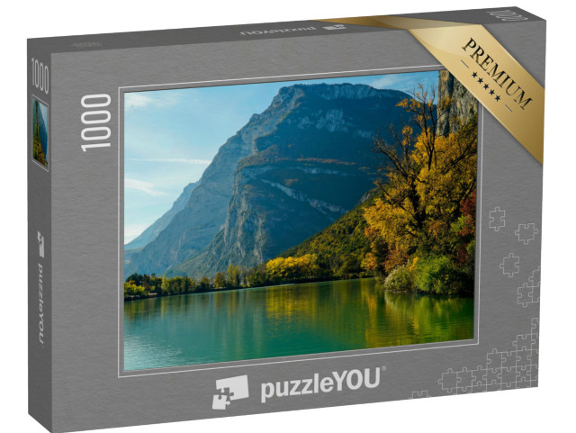 Puzzle 1000 pezzi „Il castello e il lago di Toblino. Paesaggio autunnale. Provincia di Trento. Trentino Alto Adige, Italia“