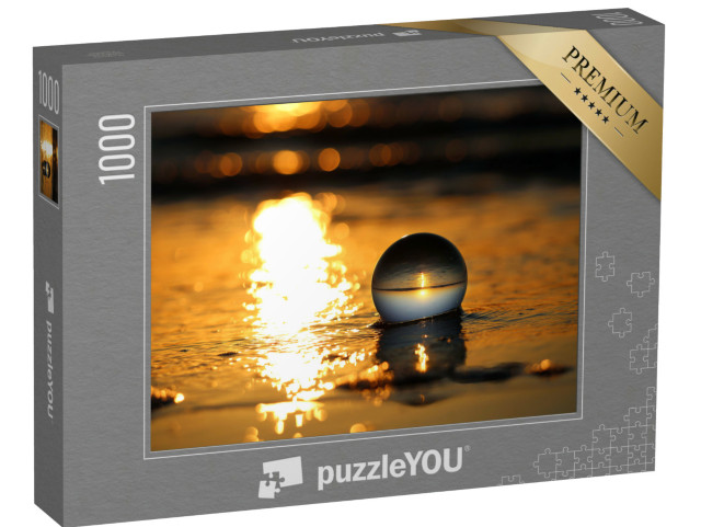 Puzzle 1000 pezzi „Alba su una bellissima spiaggia in Italia - Lido di Spina. Luci dorate, una sfera di cristallo nel mare“