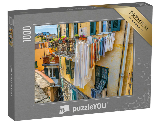 Puzzle 1000 pezzi „Corniglia, biancheria da lavare appesa, Cinque Terre, Italia“