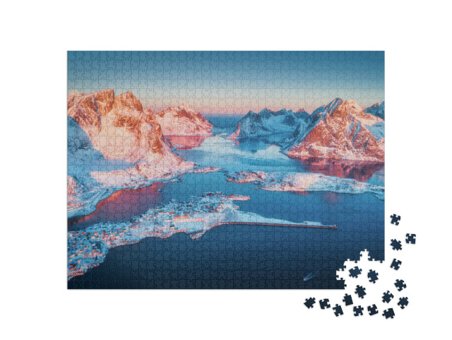 Puzzle 1000 pezzi „Vista aerea di Reine al sorgere del sole in inverno, Lofoten“