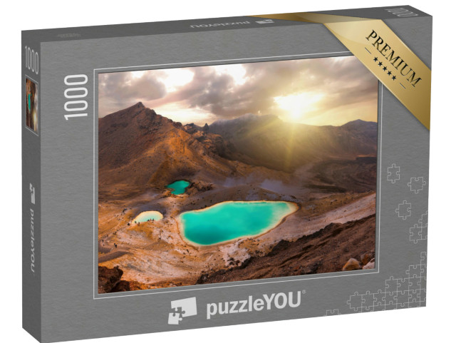 Puzzle 1000 pezzi „Alba sui Laghi di Smeraldo, Parco Nazionale di Tongariro, Nuova Zelanda“