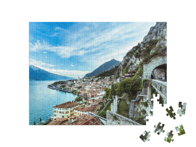 Puzzle 200 pezzi „Bellissimo panorama di Limone sul Garda sul Lago di Garda“