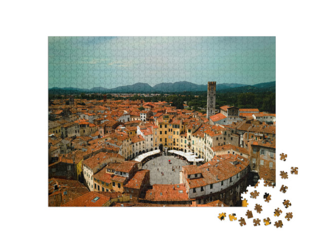 Puzzle 1000 pezzi „Veduta aerea della piazza principale dell'Anfiteatro a Lucca, Toscana, Italia“