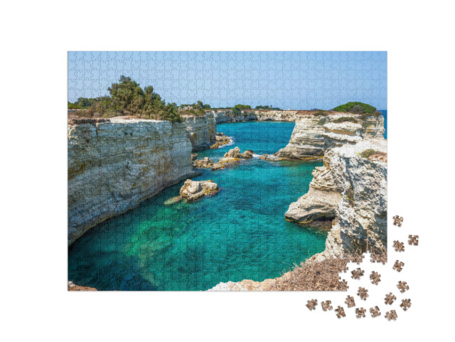 Puzzle 1000 pezzi „Melendugno: i faraglioni di Sant'Andrea sono un'attrazione per gli amanti della natura“