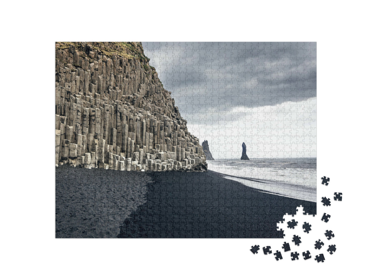 Puzzle 1000 pezzi „La spiaggia di sabbia nera di Reynisfjara e il monte Reynisfjall, Islanda“