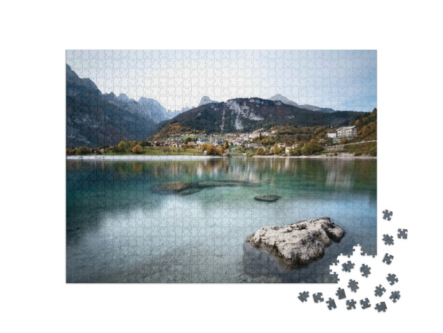 Puzzle 1000 pezzi „Il lago di Molveno nelle Dolomiti di Brenta. Trentino, Italia, Europa.“