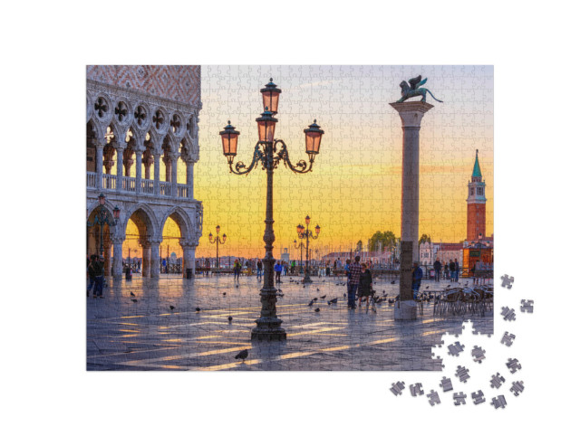 Puzzle 1000 pezzi „Piazza San Marco e Palazzo Ducale di sera, Venezia, Italia“