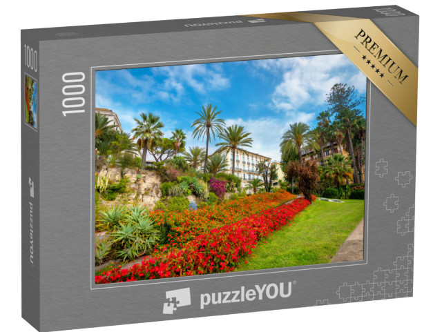 Puzzle 1000 pezzi „Foto di strada con fiori colorati sul prato della strada costiera di San Remo. Liguria, Italia“