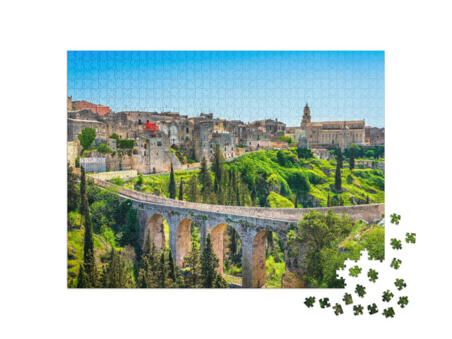 Puzzle 1000 pezzi „Gravina in Puglia antica città, ponte e canyon. Puglia, Italia“