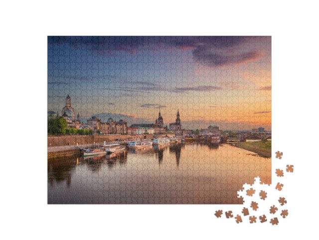 Puzzle 1000 pezzi „Bella vista di Dresda di sera, Germania“