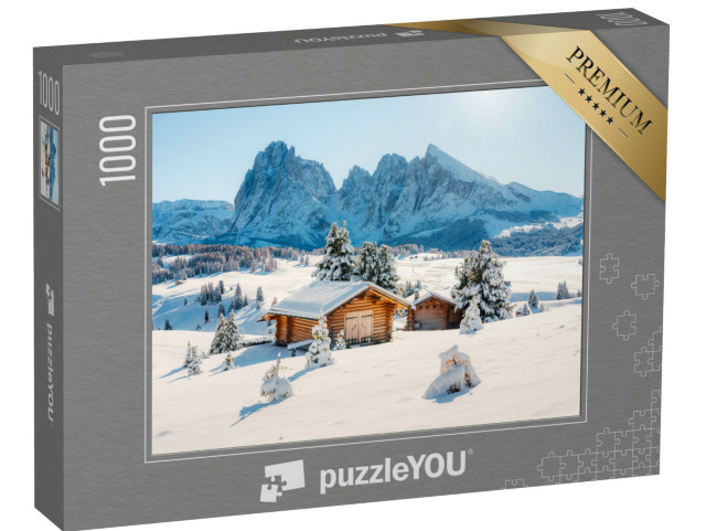 Puzzle 1000 pezzi „Paesaggio pittoresco con piccola capanna di legno sull'Alpe di Siusi all'alba, Dolomiti“