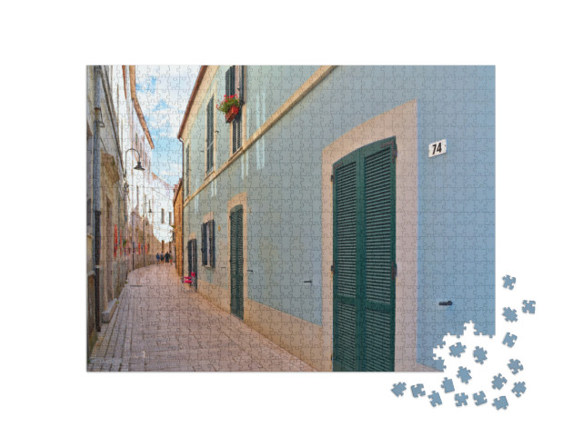 Puzzle 1000 pezzi „Vista dal centro storico al borgo antico di Termoli con le sue colorate case dei pescatori“